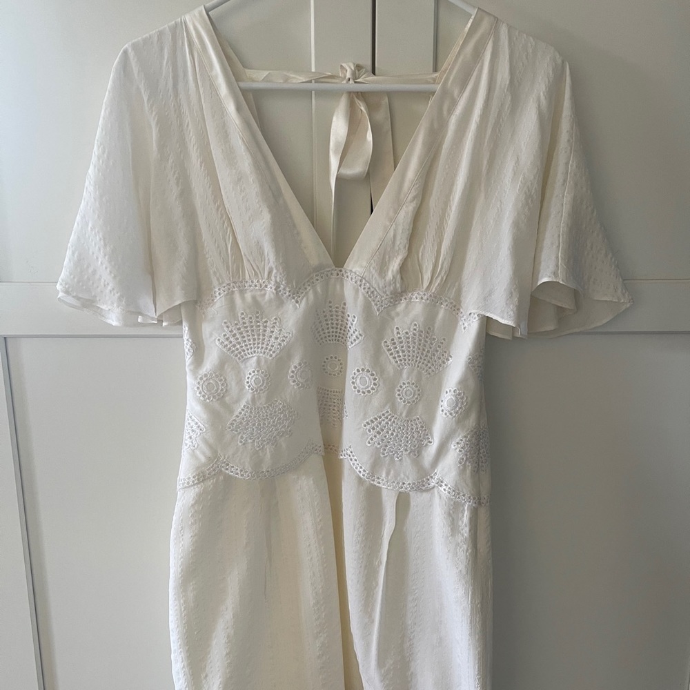 Bebe dress